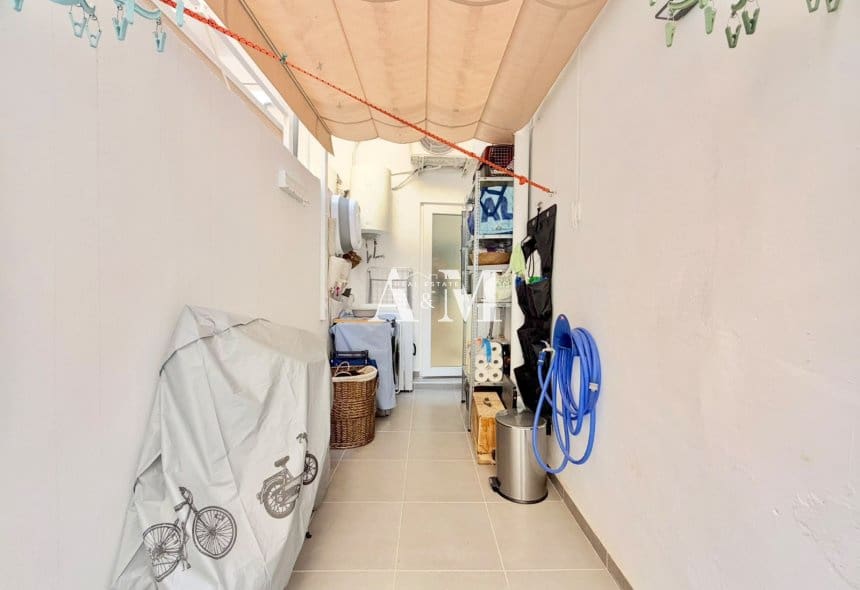Apartamento de 2 habitaciones en Torrevieja en venta - 235.000 € (Ref: 10160249)