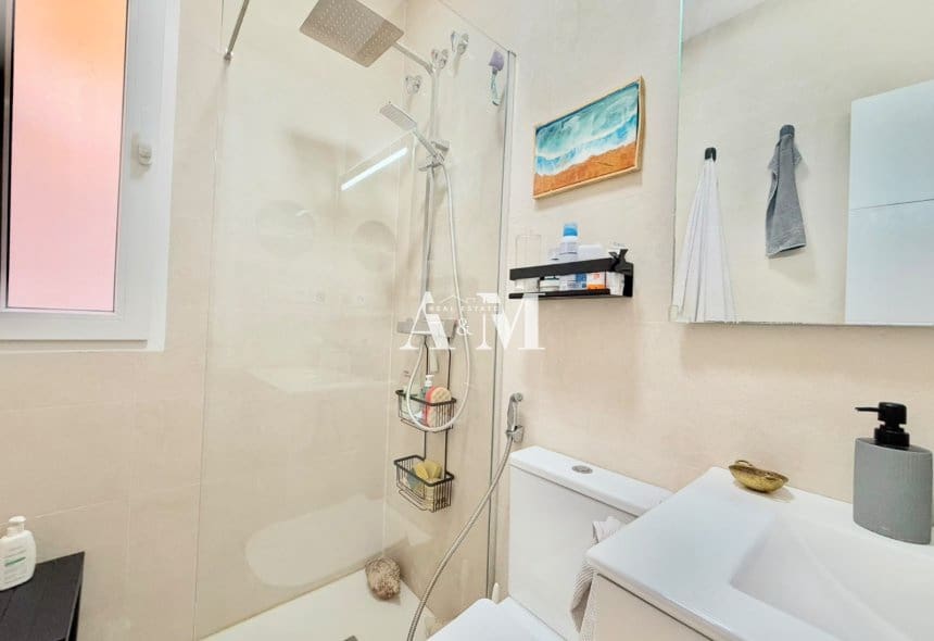 Apartamento de 2 habitaciones en Torrevieja en venta - 235.000 € (Ref: 10160249)