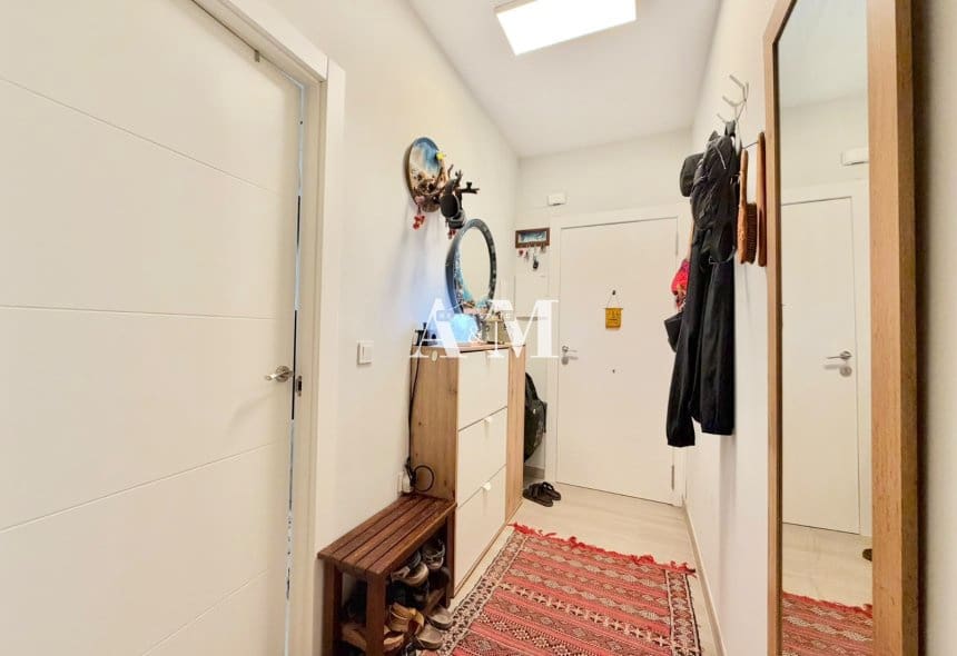 Apartamento de 2 habitaciones en Torrevieja en venta - 235.000 € (Ref: 10160249)