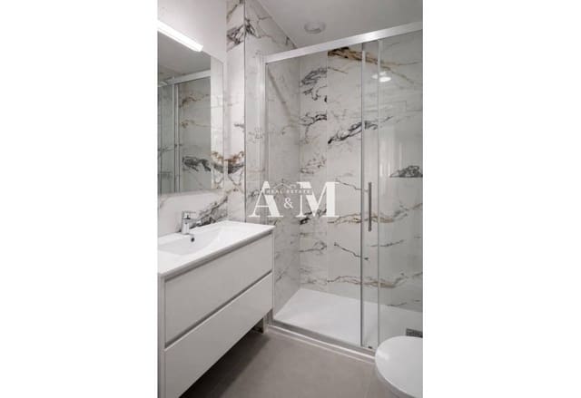 2 quarto Apartamento para arrendar em Centro - Muelle Pesquero, Torrevieja - 1 200 € (Ref: 10160250)