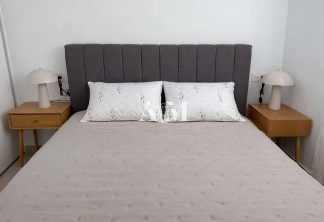 2 quarto Apartamento para arrendar em Centro - Muelle Pesquero, Torrevieja - 1 200 € (Ref: 10160250)