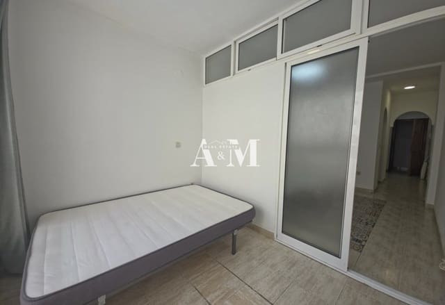 1 soveværelse Studio til leje i Playa de los Locos, Torrevieja med swimmingpool - € 600 (Ref: 10163813)