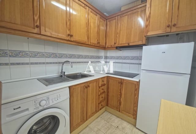 1 soveværelse Studio til leje i Playa de los Locos, Torrevieja med swimmingpool - € 600 (Ref: 10163813)