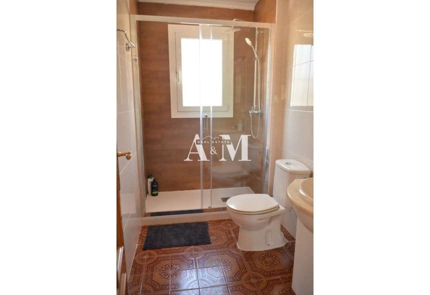4 soverom Villa til leie i Orihuela Costa med svømmebasseng garasje - € 2 800 (Ref: 10165424)