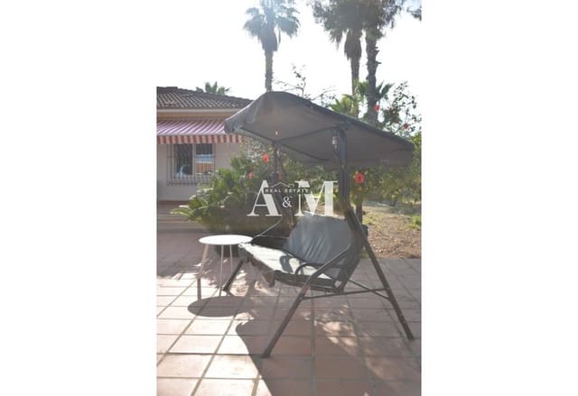 Chalet de 4 habitaciones en Lomas de Cabo Roig - Los Dolses, Orihuela en alquiler con piscina garaje - 2.800 € (Ref: 10165424)