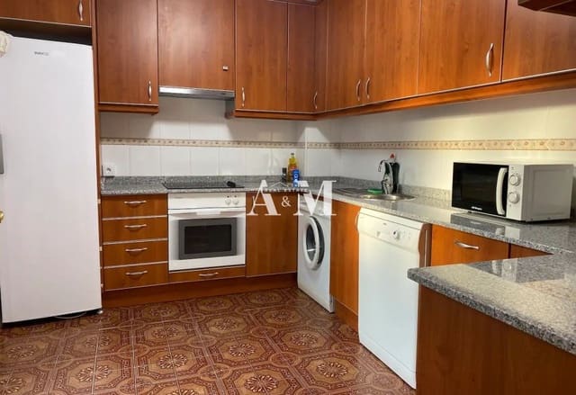 Chalet de 4 habitaciones en Lomas de Cabo Roig - Los Dolses, Orihuela en alquiler con piscina garaje - 2.800 € (Ref: 10165424)