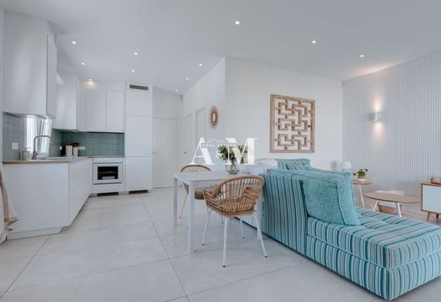 3 slaapkamer Villa te huur in El Chaparral, Torrevieja met zwembad garage - € 1.700 (Ref: 10165548)