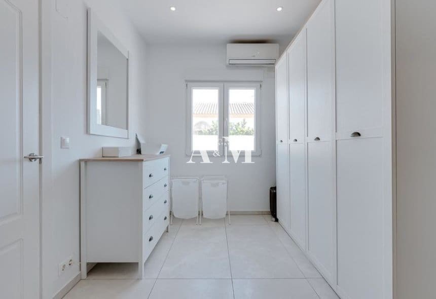 3 slaapkamer Villa te huur in Torrevieja met zwembad garage - € 1.700 (Ref: 10165548)