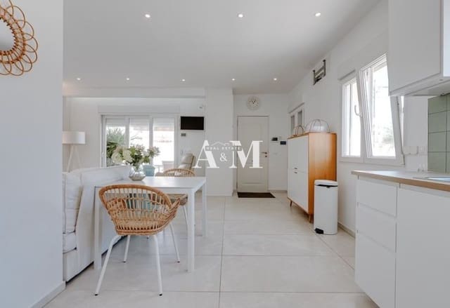 3 slaapkamer Villa te huur in El Chaparral, Torrevieja met zwembad garage - € 1.700 (Ref: 10165548)