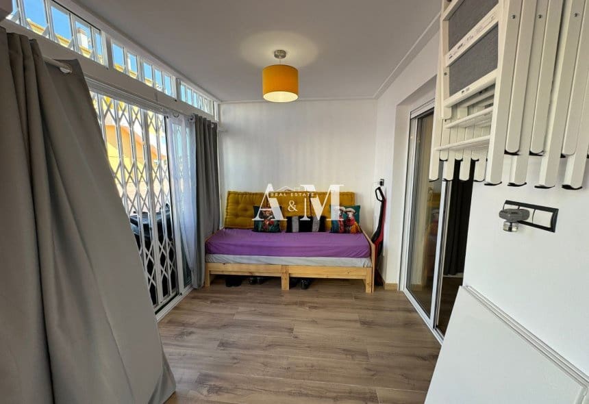 1 sypialnia Apartament przy plaży do wynajęcia w La Veleta z basenem - 800 € (Ref: 10165549)