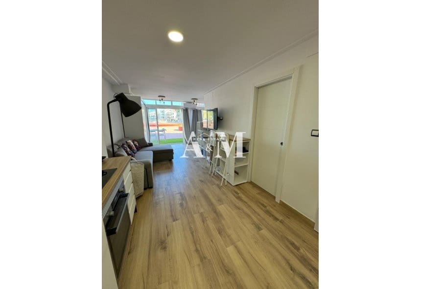 1 sypialnia Apartament przy plaży do wynajęcia w La Veleta z basenem - 800 € (Ref: 10165549)