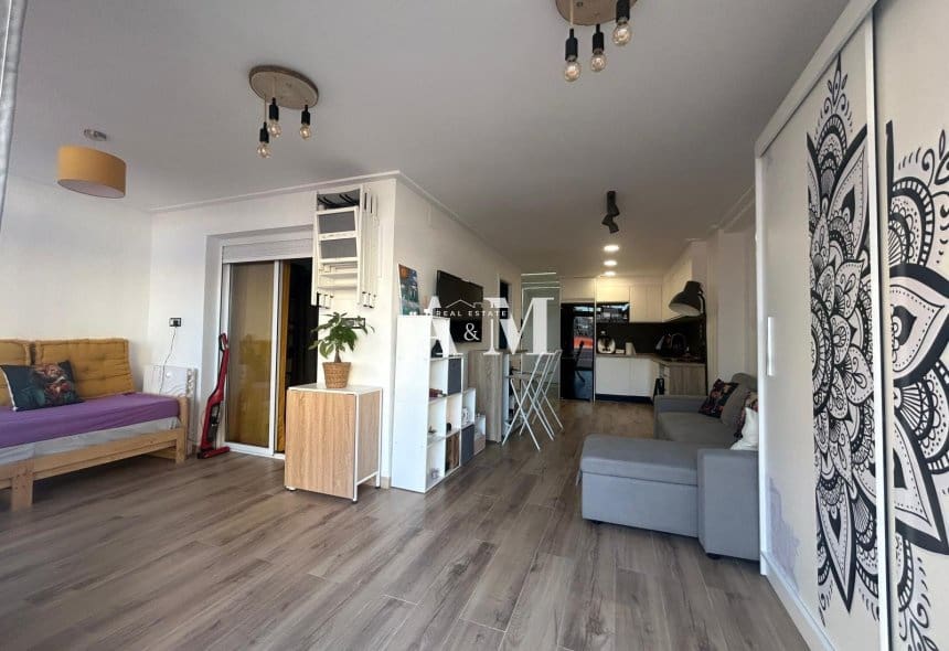 1 sypialnia Apartament przy plaży do wynajęcia w La Veleta z basenem - 800 € (Ref: 10165549)