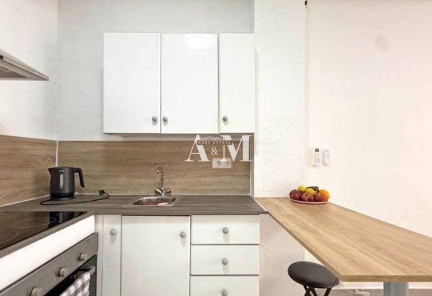 1 sypialnia Apartament przy plaży do wynajęcia w La Veleta z basenem - 800 € (Ref: 10165549)