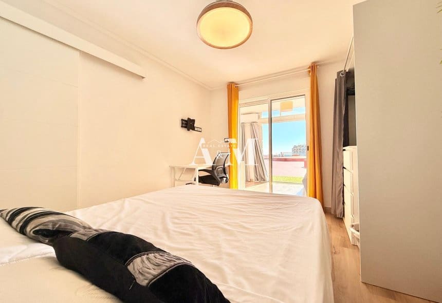 1 soverom Strandleiligheter til leie i La Veleta med svømmebasseng - € 750 (Ref: 10165549)