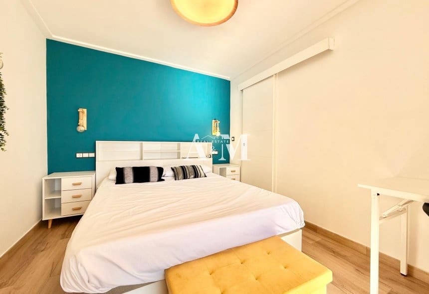 1 soverom Strandleiligheter til leie i La Veleta med svømmebasseng - € 750 (Ref: 10165549)