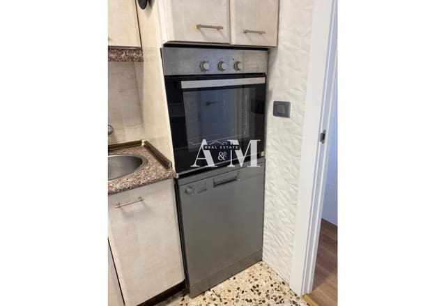 Apartamento de 2 habitaciones en Punta Prima, Torrevieja en alquiler con piscina garaje - 1.200 € (Ref: 10165550)