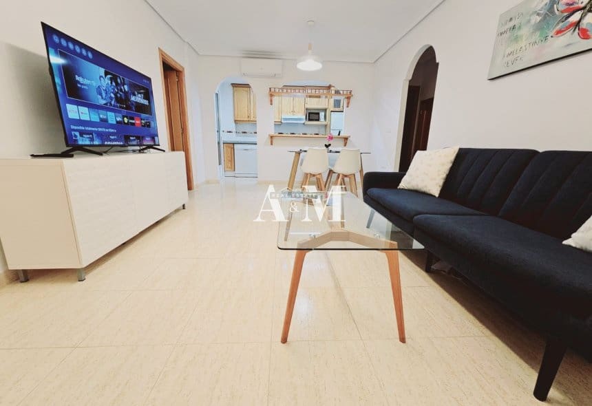 Appartement de 2 chambres à louer à Alicante ville avec piscine - 990 € (Ref: 10165671)