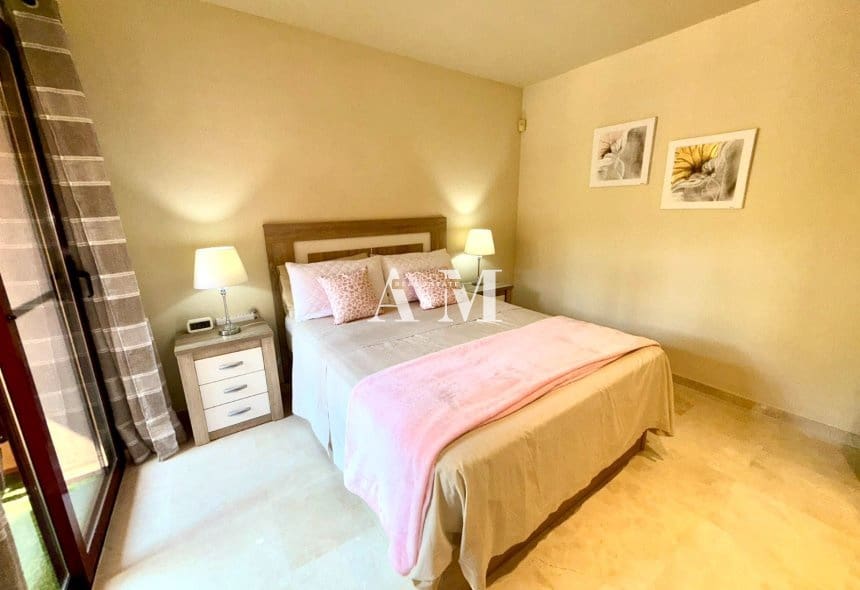2 bedroom Beach Apartment for rent in Los Narejos with pool garage - € 900 (Ref: 10165672)