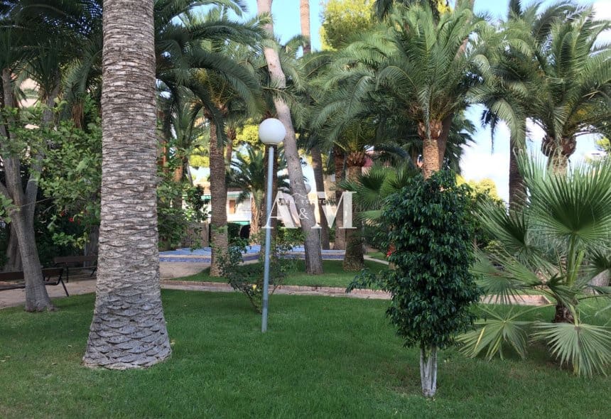 Apartamento Playa de 2 habitaciones en Santiago de la Ribera en alquiler con piscina garaje - 850 € (Ref: 10167437)