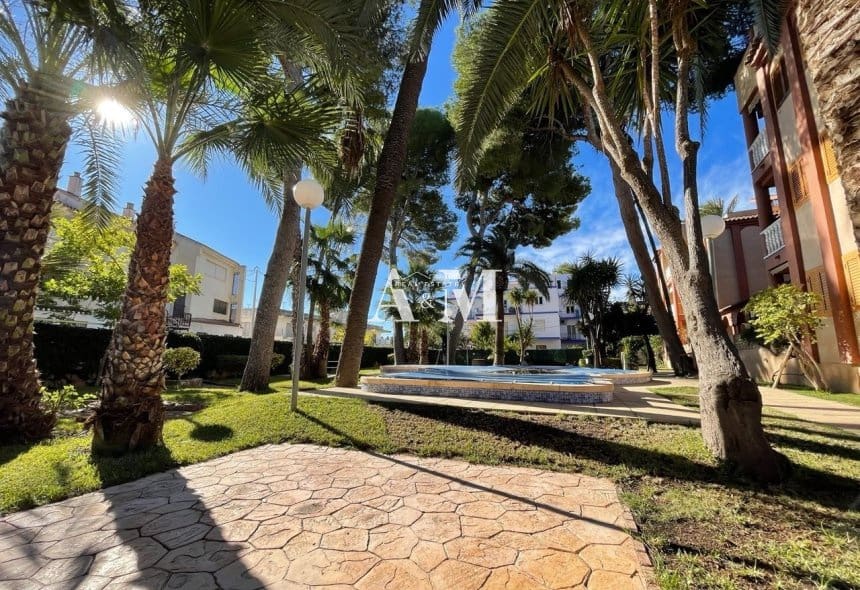 Apartamento Playa de 2 habitaciones en Santiago de la Ribera en alquiler con piscina garaje - 850 € (Ref: 10167437)