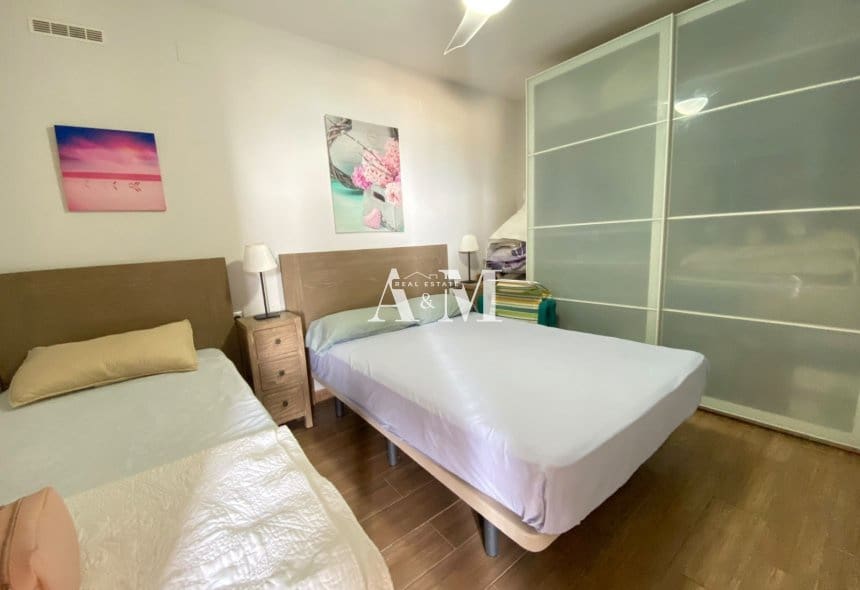 Apartamento Playa de 2 habitaciones en Santa Pola en alquiler - 1.000 € (Ref: 10167522)