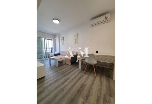 2 soveværelse Lejlighed til leje i El Molino, Torrevieja med swimmingpool garage - € 850 (Ref: 10167523)