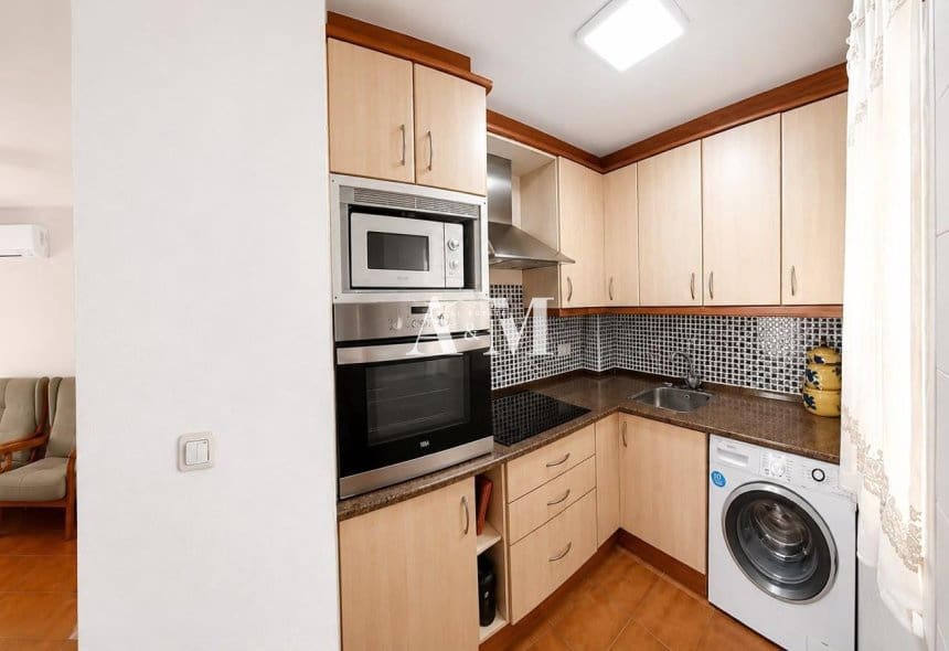 4 makuuhuone Huoneisto vuokrattavana paikassa Torrevieja mukana uima-altaan - 1 170 € (Ref: 10167524)