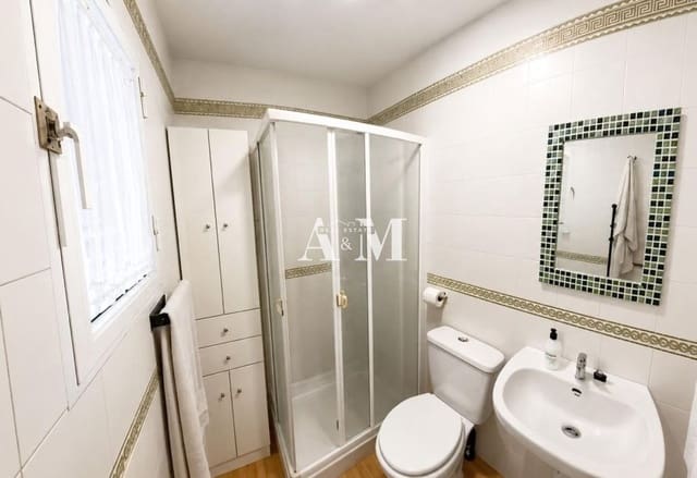 4 makuuhuone Huoneisto vuokrattavana paikassa Torreblanca, Torrevieja mukana uima-altaan - 1 170 € (Ref: 10167524)