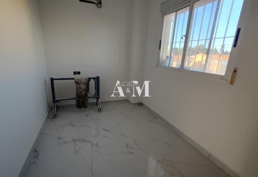 4 bedroom Villa for sale in San Miguel de Salinas with pool - € 315,000 (Ref: 10169250)