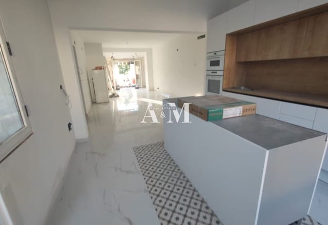4 Zimmer Villa zu verkaufen in San Miguel de Salinas mit Pool - 315.000 € (Ref: 10169250)