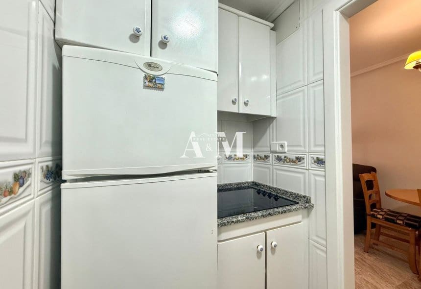 1 soveværelse Lejlighed til leje i Torrevieja - € 650 (Ref: 10169252)