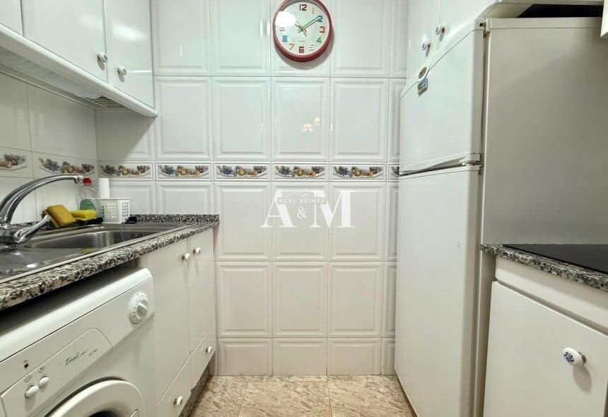 1 soveværelse Lejlighed til leje i Torrevieja - € 650 (Ref: 10169252)