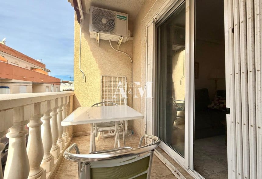 1 soveværelse Lejlighed til leje i Torrevieja - € 650 (Ref: 10169252)