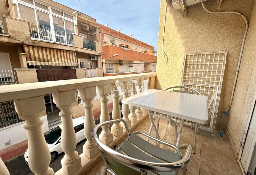 1 soveværelse Lejlighed til leje i Torrevieja - € 650 (Ref: 10169252)