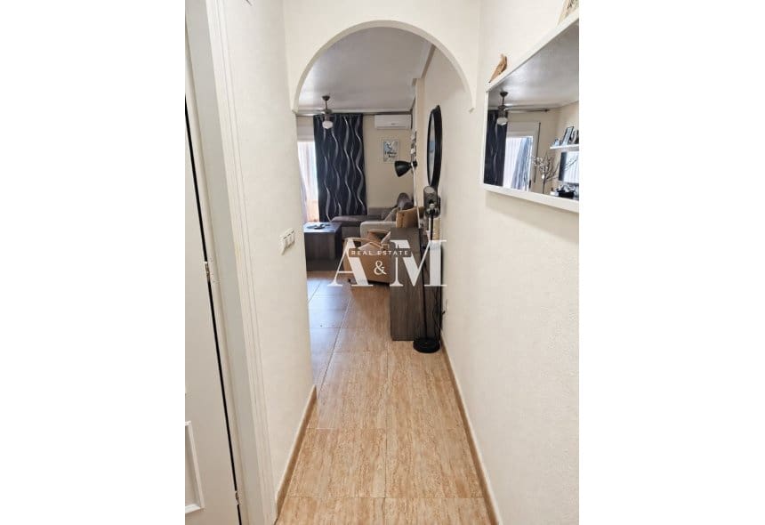 2 soveværelse Strandlejlighed til leje i Orihuela Costa med swimmingpool - € 900 (Ref: 10169253)