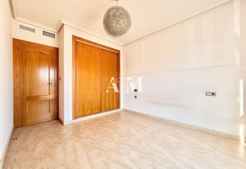 3 sovrum Lägenhet till salu i Almoradi med garage - 130 000 € (Ref: 10172740)