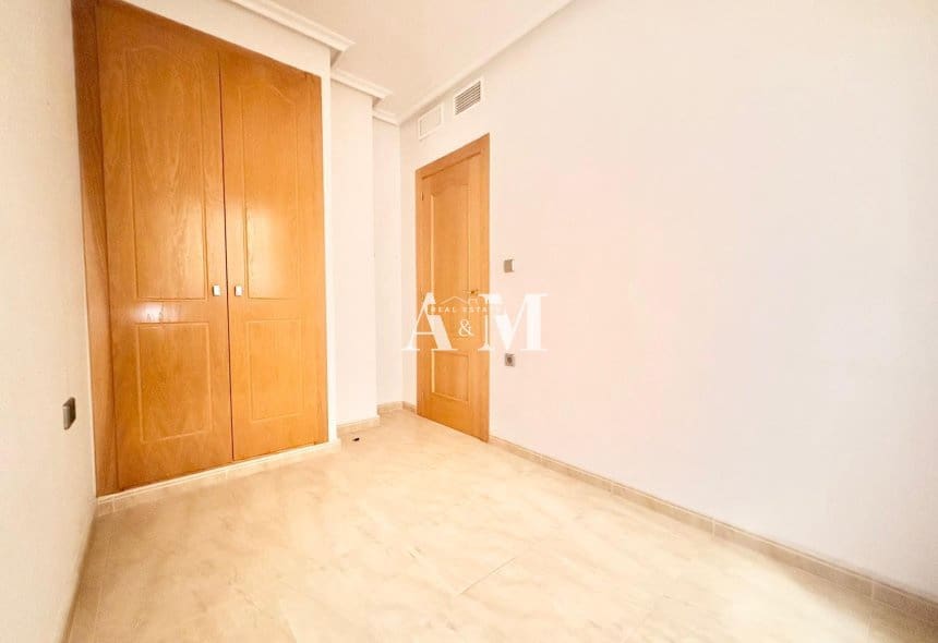 3 sovrum Lägenhet till salu i Almoradi med garage - 130 000 € (Ref: 10172740)