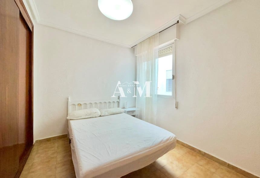 2 camera da letto Appartamento sulla Spiaggia da affittare in Lo Pagan - 800 € (Rif: 10175616)