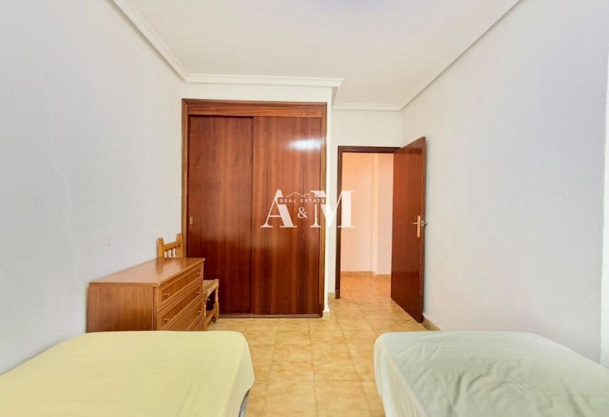 2 camera da letto Appartamento sulla Spiaggia da affittare in Lo Pagan - 800 € (Rif: 10175616)