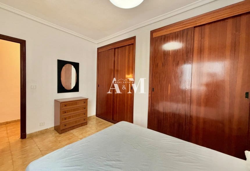 2 camera da letto Appartamento sulla Spiaggia da affittare in Lo Pagan - 800 € (Rif: 10175616)