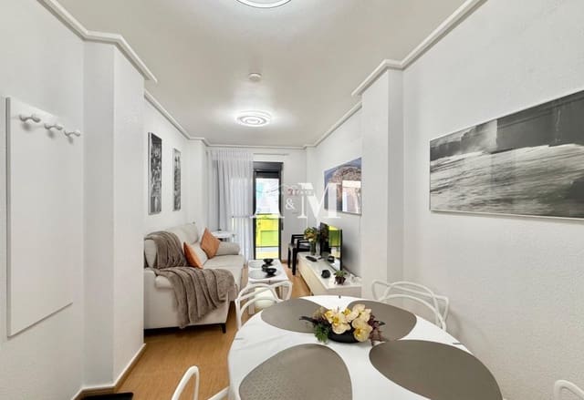 2 soveværelse Strandlejlighed til leje i Playa del Cura, Torrevieja - € 850 (Ref: 10175617)