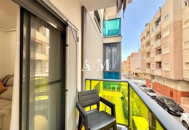 2 soveværelse Strandlejlighed til leje i Playa del Cura, Torrevieja - € 850 (Ref: 10175617)