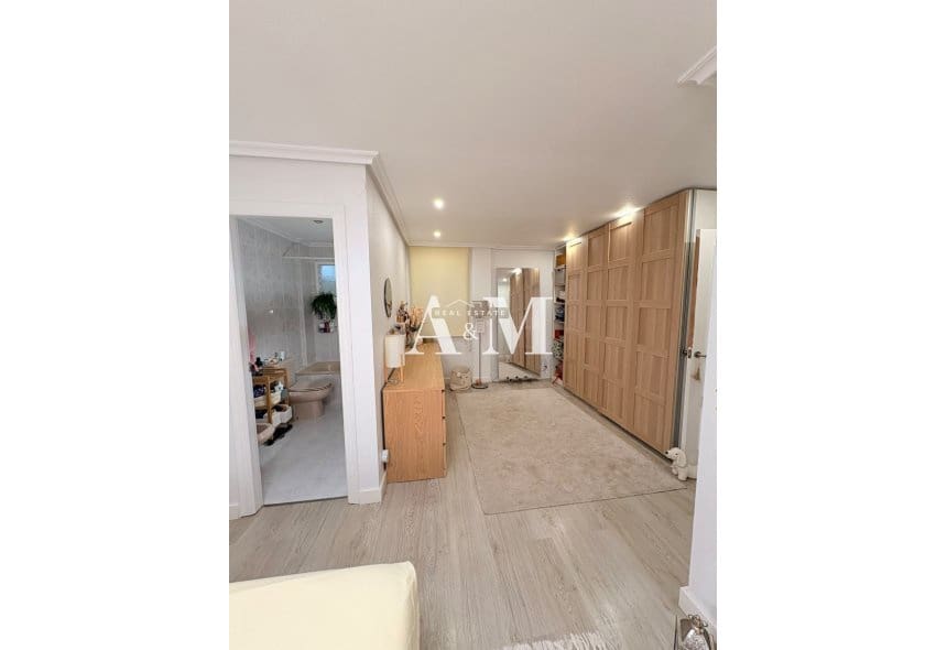Apartamento de 2 habitaciones en Elche / Elx en alquiler con garaje - 1.100 € (Ref: 10175734)