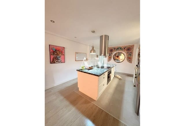 Apartamento de 2 habitaciones en Carrús Est - Camí dels Magros, Elche / Elx en alquiler con garaje - 1.100 € (Ref: 10175734)