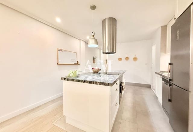 2 sypialnia Apartament do wynajęcia w Carrús Est - Camí dels Magros, Elche / Elx z garażem - 1 100 € (Ref: 10175734)