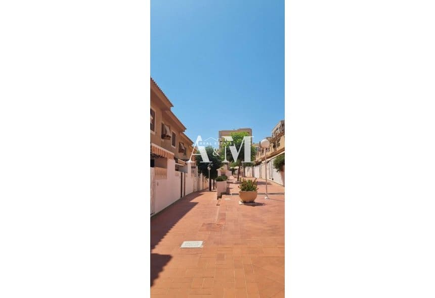 2 soveværelse Byhus til leje i Arenales del Sol med swimmingpool garage - € 1.150 (Ref: 10176052)