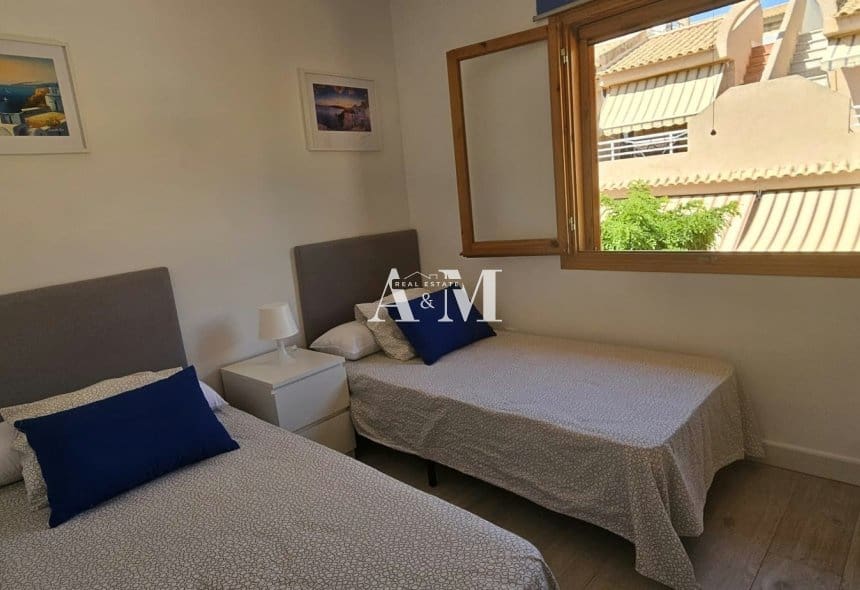 2 soveværelse Byhus til leje i Arenales del Sol med swimmingpool garage - € 1.150 (Ref: 10176052)