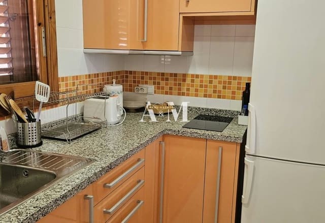 2 soverom Hus til leie i Arenales del Sol, Elche / Elx med svømmebasseng garasje - € 1 150 (Ref: 10176052)