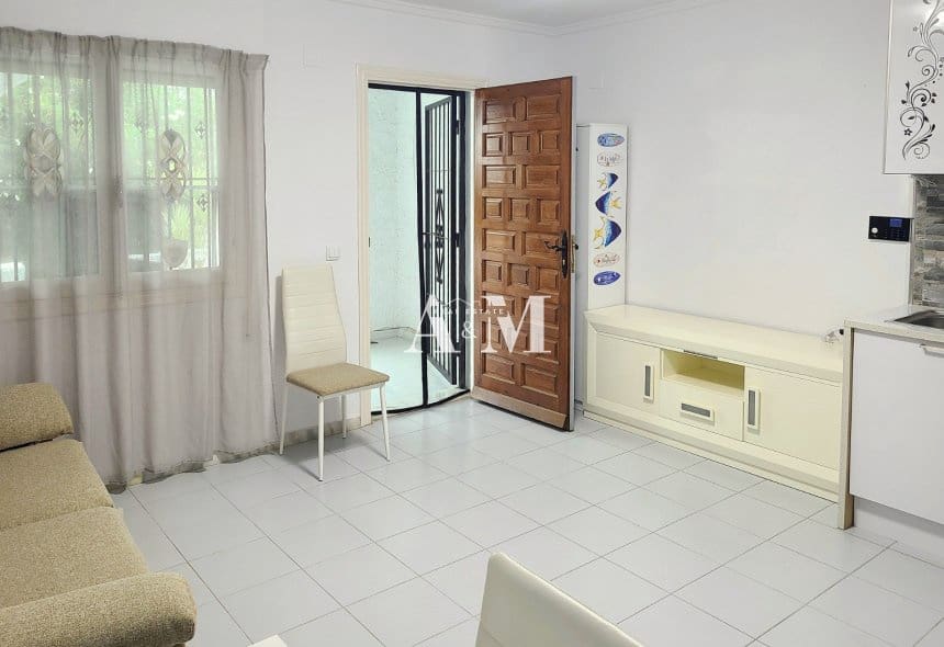 1 soveværelse Bungalow til leje i El Chaparral - € 650 (Ref: 10179377)