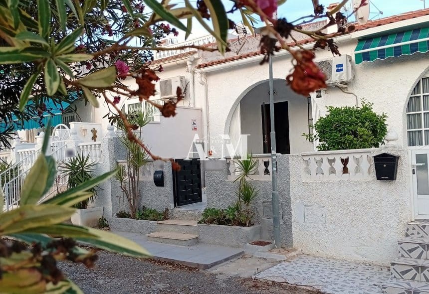 1 soveværelse Bungalow til leje i El Chaparral - € 650 (Ref: 10179377)
